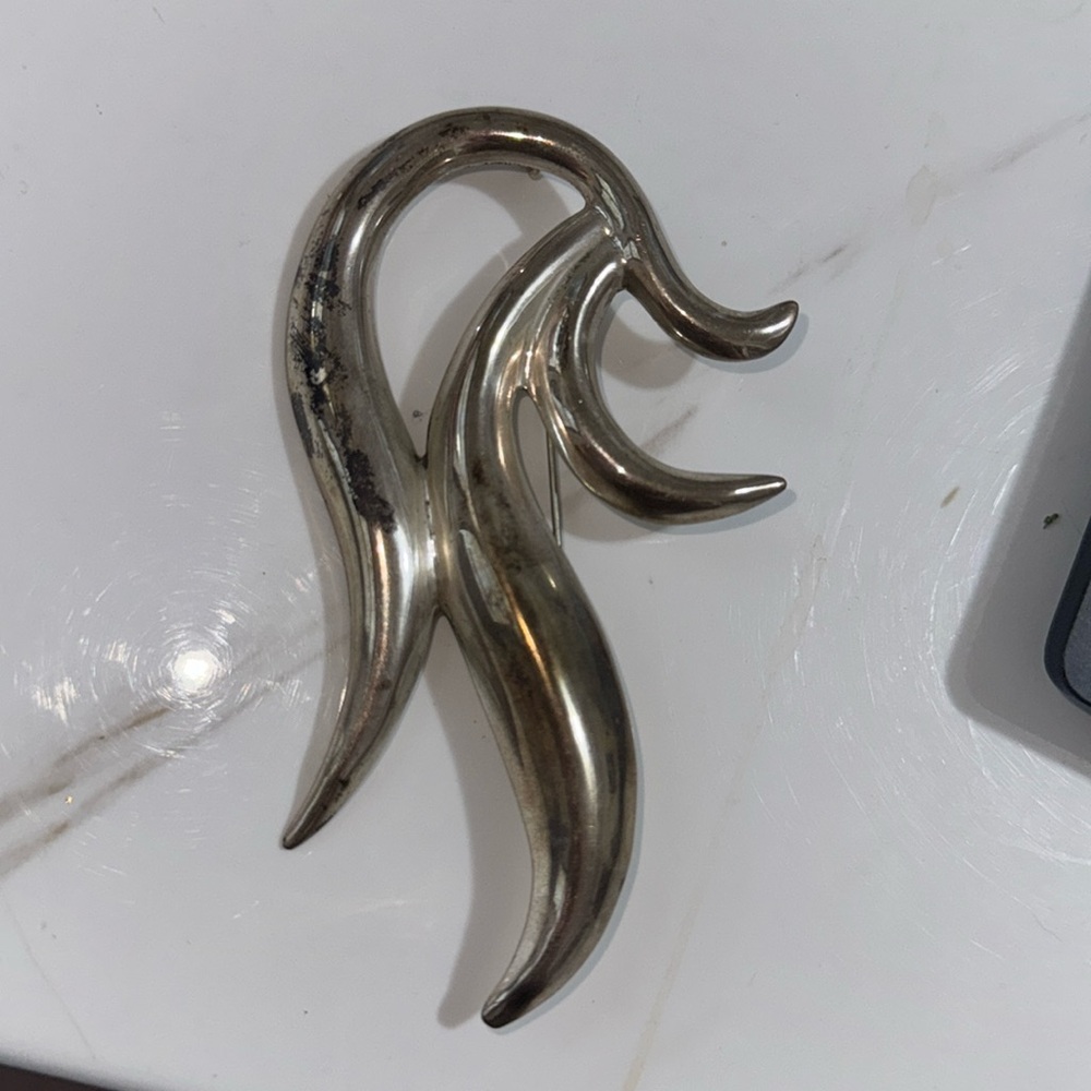Sterling silver pin
